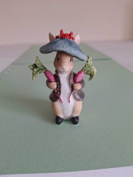 Peter Rabbit - Benjamin Bunny Collecting Radishes